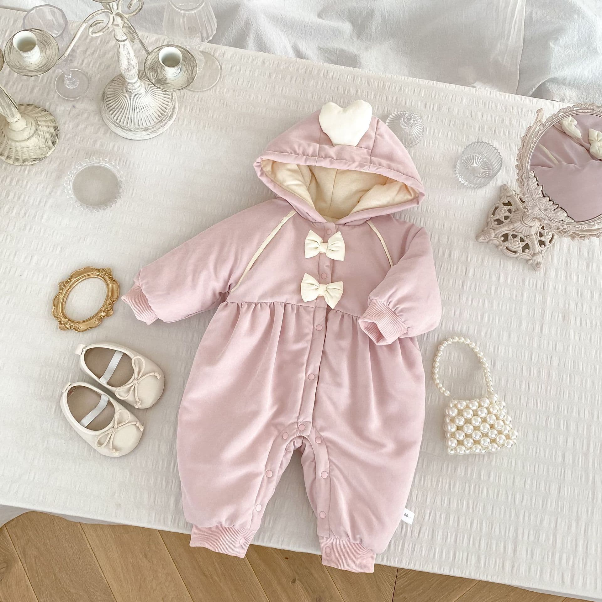Ins 2025 Winter New Arrival, Baby Girl Romper, Hooded Bow Fleece-Lined Padded Warm Infant Crawling Suit