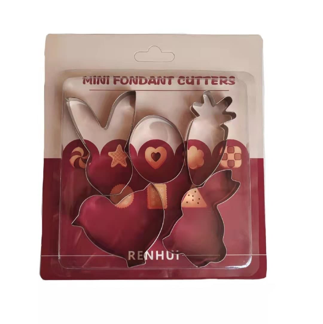 Factory Stock Easter Cake Molds, Stainless Steel Bunny Egg Carrot Baking Tools