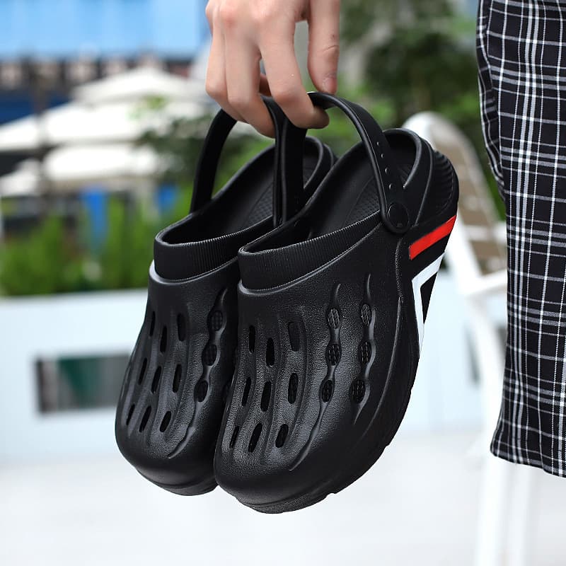 New Factory Direct Supply EVA Quality Marshmallow Feel Perforated Shoes Cross-Border Large Size Beach Shoes Ready Stock Wholesale Drop Shipping