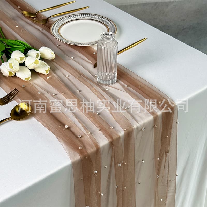 Amazon Cross-Border Pearl Mesh Table Runner for Wedding Party Table Decor European American Style Table Runner Wholesale from Factory