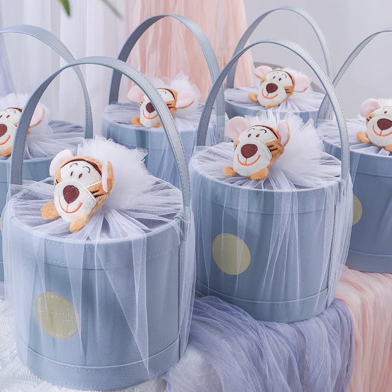 Premium Cartoon Full Moon Newborn Baby Gift Box Set Bucket Cute Meeting Gift Autumn Winter Candy Box Souvenir
