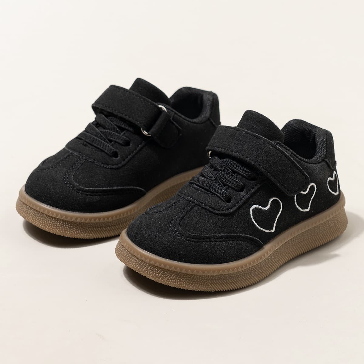 Fashionable versatile German training shoes for men, women, and children, daily outdoor casual shoes with hook-and-loop closure for convenience and comfort, spring new trendy style
