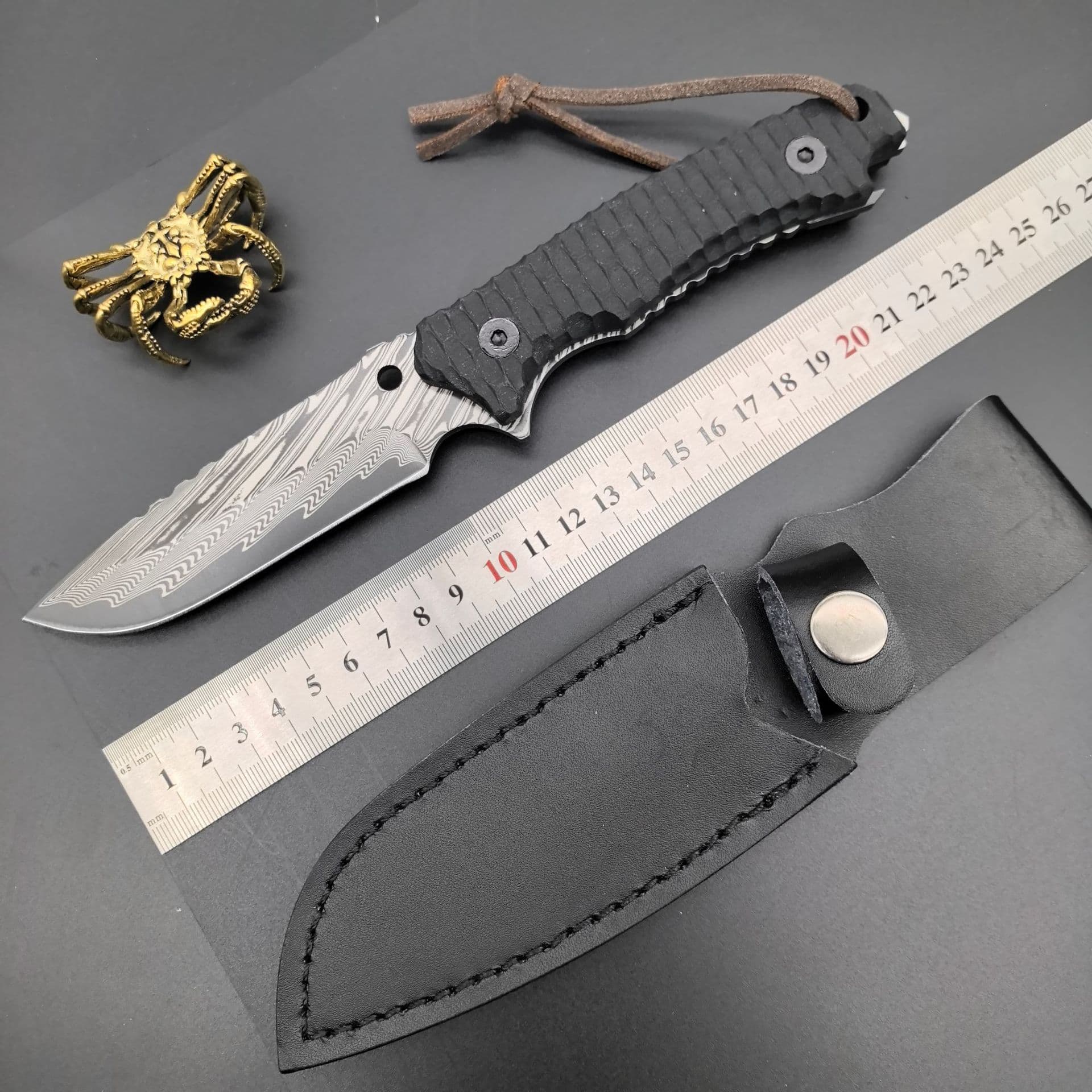 Damascus Steel Knife High Hardness Portable Survival Knife Outdoor Self-Defense Camping Survival Knife