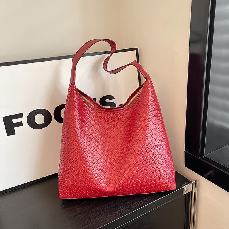 Casual Stylish Large Capacity Shoulder Bag 2026 Summer Fashion Trendy Woven Commute Simple Retro Tote Bag