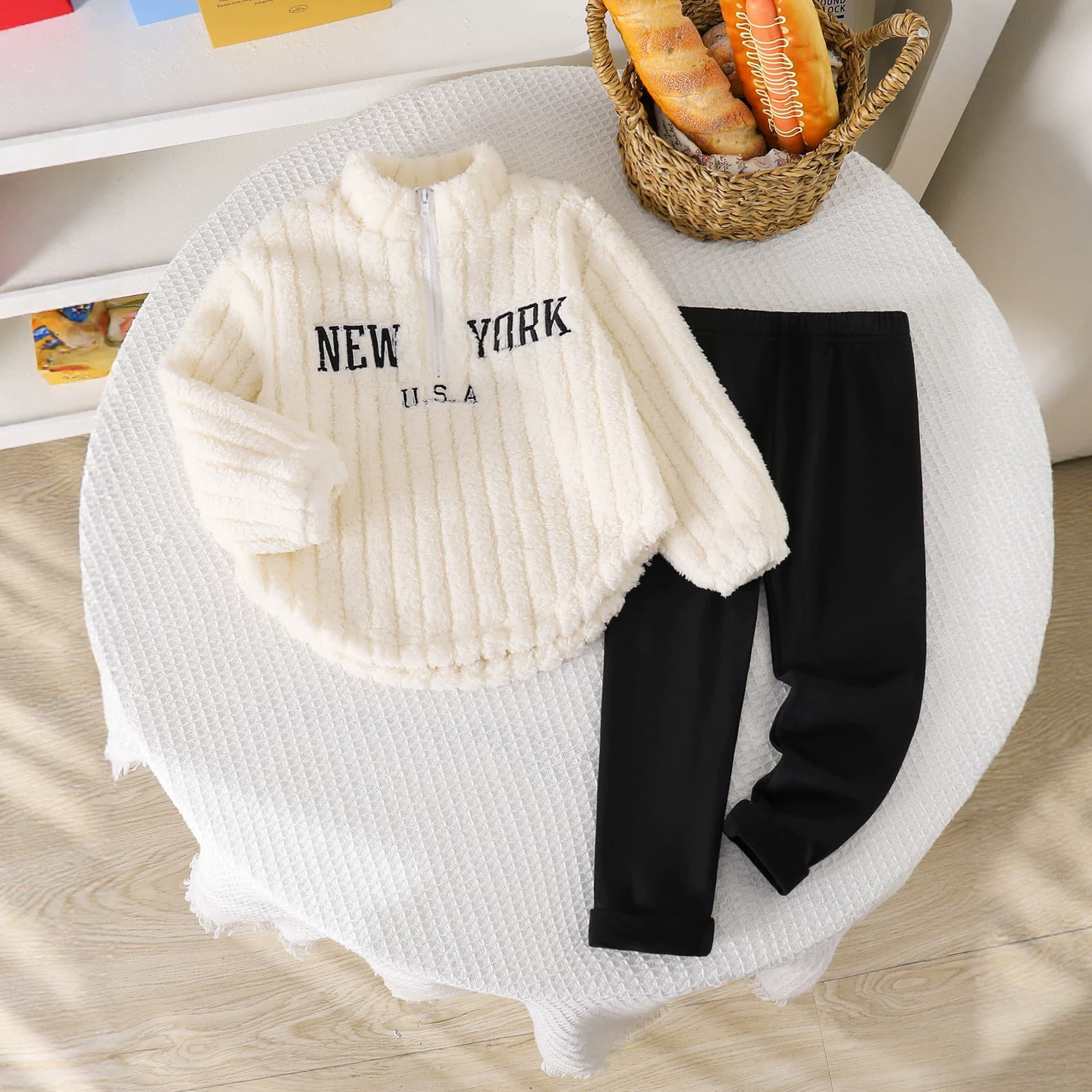 Spring and Autumn girls' suit half-zip stand-up collar letter embroidered curved hem top + two pieces of solid color slim trousers