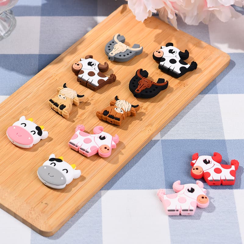 Cross-border silicone beads baby teething toy cow bead string beads children's teething DIY pacifier chain accessories wholesale
