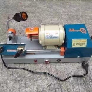 Jinfa 568E Micro-Adjust High Precision Jinfa Genuine Key Machine 220V Motor High Precision Key Machine Key Cutting Machine