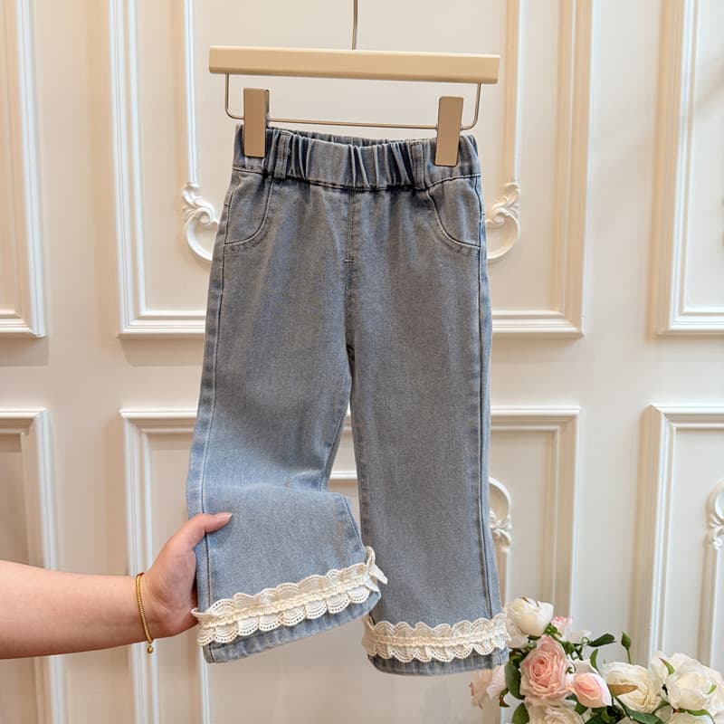 New Spring Girls' Jeans, Trendy Versatile Outerwear Casual Pants for Baby Girls, Fashionable and Stylish Kids' Clothing
