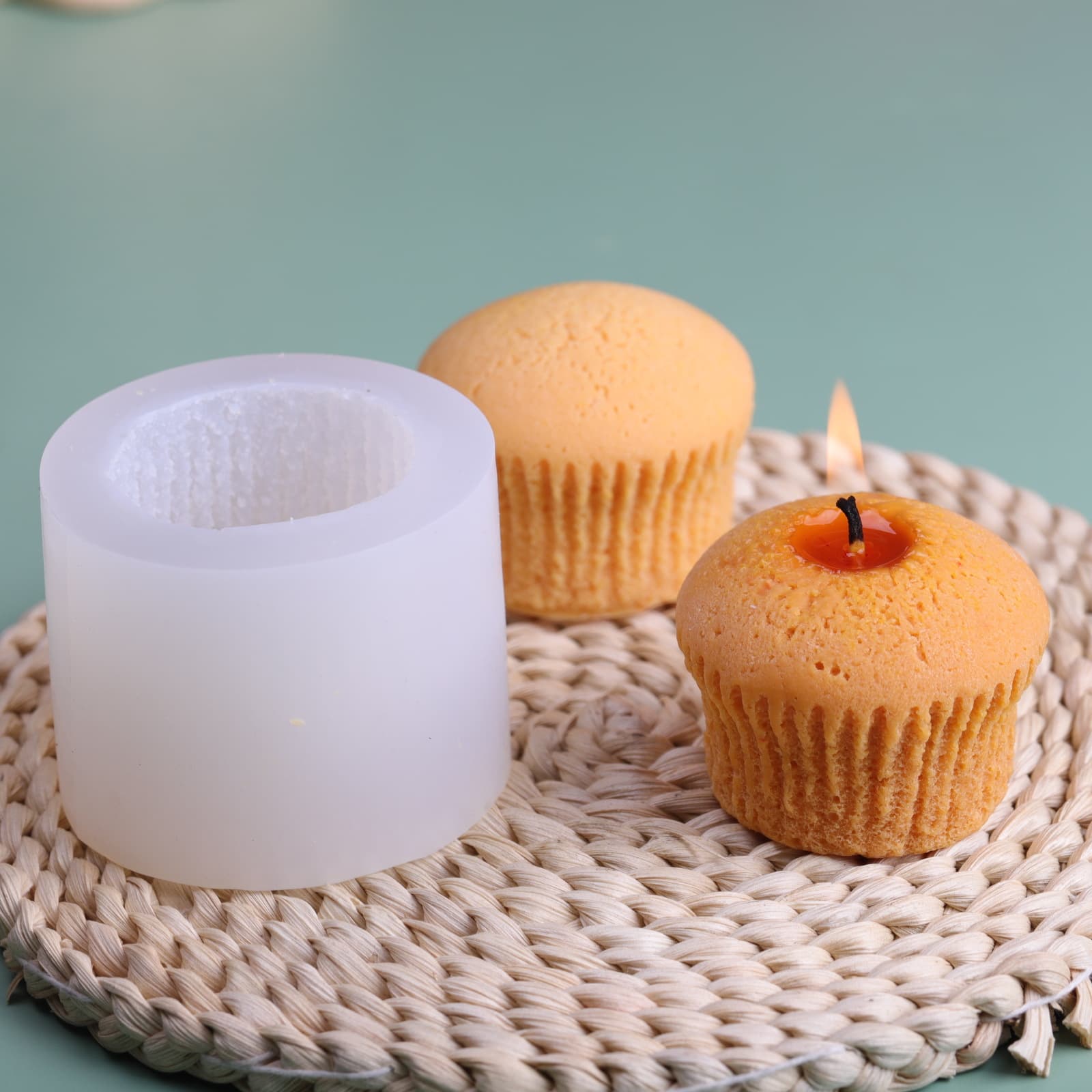 New Vintage Style Silicone Cake Mold Baking Mousse Dessert Mini Cake Perfume Candle Modern Simple Transparent White Size 5.4*6.8cm