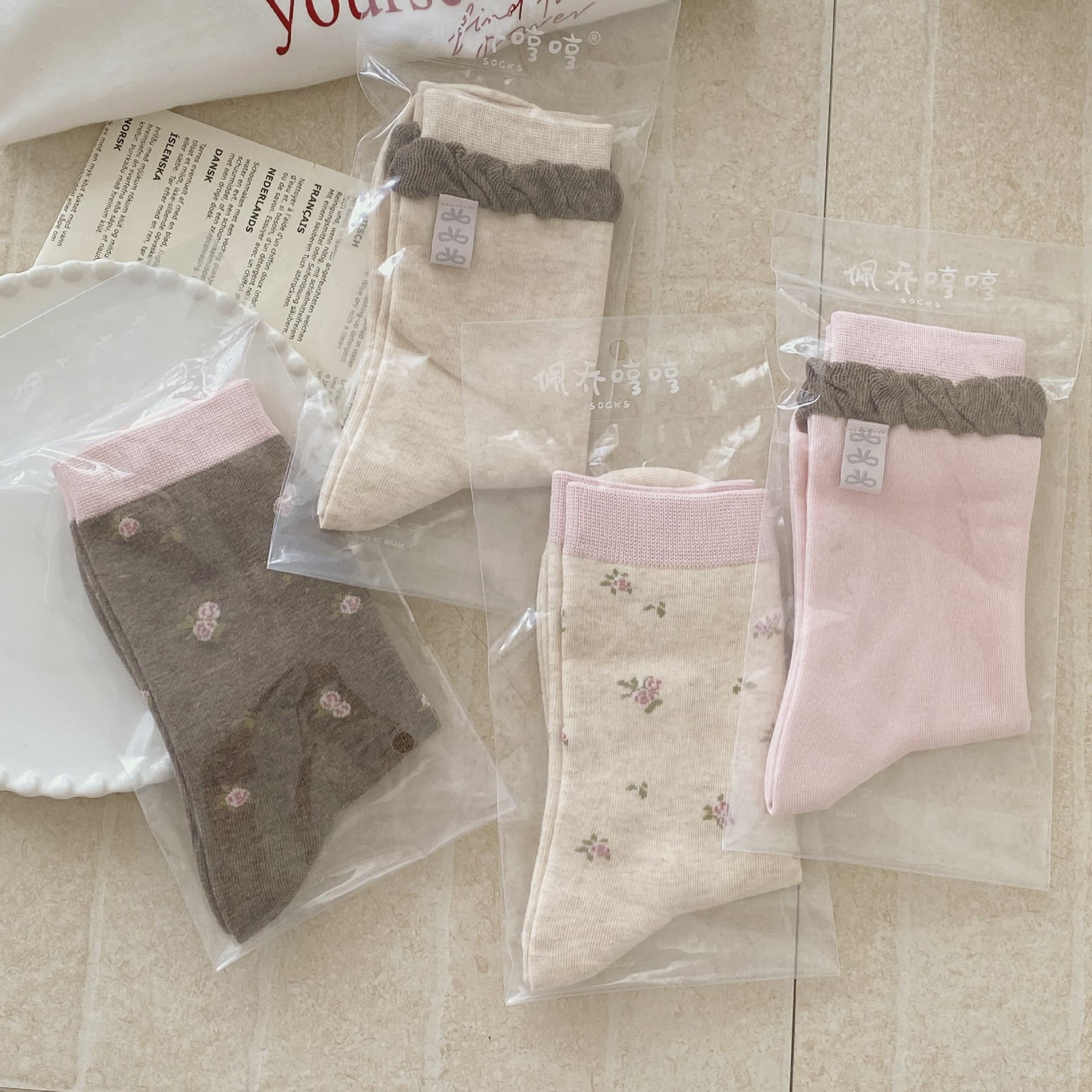 Spring and Summer Versatile New Arrival Autumn Vibes Small Floral Seamless Stacking Socks with Bubble Hem, Label Bow, Cotton for Women