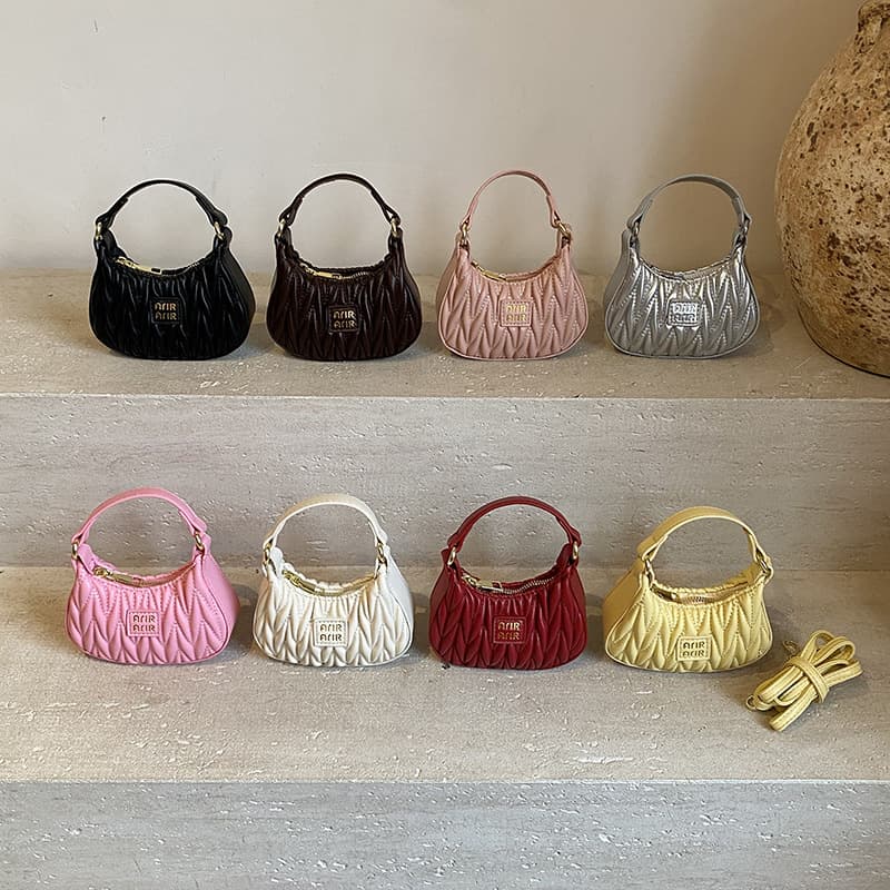 Girls Fashion Versatile Small Hand Bag Baby Girl Princess Niche Design Crossbody Dumpling Bag Girls Small Shoulder Bag