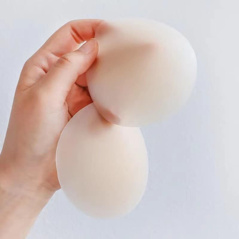Cross-Border Solid Silicone Nipple Covers Self-Adhesive With Glue Ultra-Thin Breathable Invisible Breast Stickers Anti-Nipple Show Areola Patches