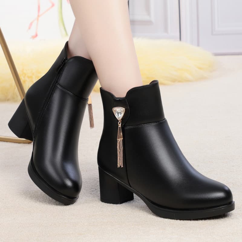 22 Autumn/Winter New Women's Short Boots Mid Heel Chunky Heel Anti-Slip Sole Mother's Cotton Shoes PJ168 Plus Size Three Inner Linings