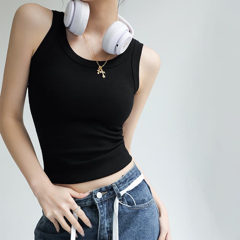 W2026 New Summer Style Camisole for Women, Suitable for Wearing as an Undershirt or Outerwear, Covering Side Breasts, with Wide American-Style Shoulder Straps