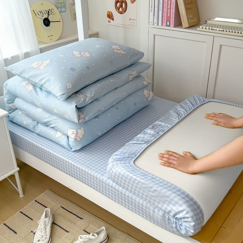 Cotton Three-Piece Set for Student Dormitory Bunk Beds, Pure Cotton Quilt Cover, Pillowcase, Fitted Sheet, Bed Sheet, Student Dormitory Three-Piece Set