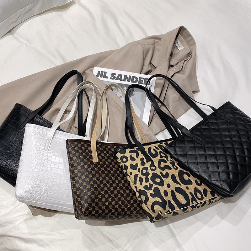 Crocodile Pattern Hobo Bag 2026 Niche Stylish Versatile Hobo Tote Bag Export Large Capacity Leopard Print Handbag for Women
