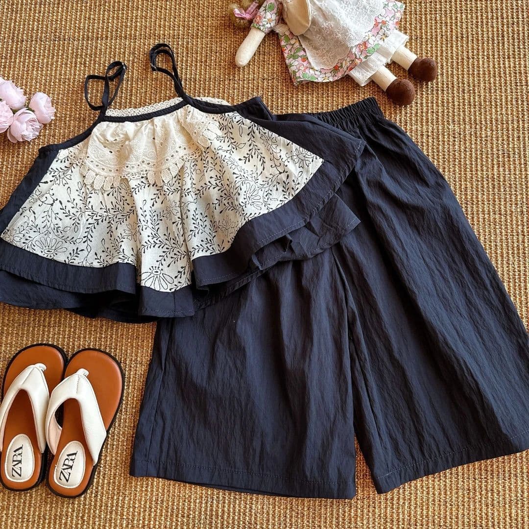 Holiday series French girls design suspenders floral splicing/wide-leg pants two-piece set summer new style 26311