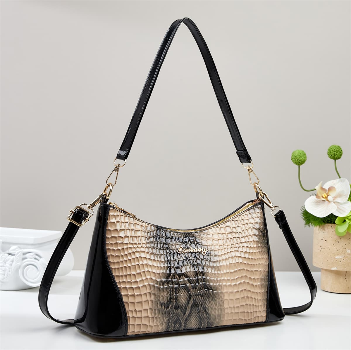 Premium Trendy Women's Handbag Shoulder Bag Crossbody Bag New Stylish Mom Bag Soft Leather Ladies' Bag