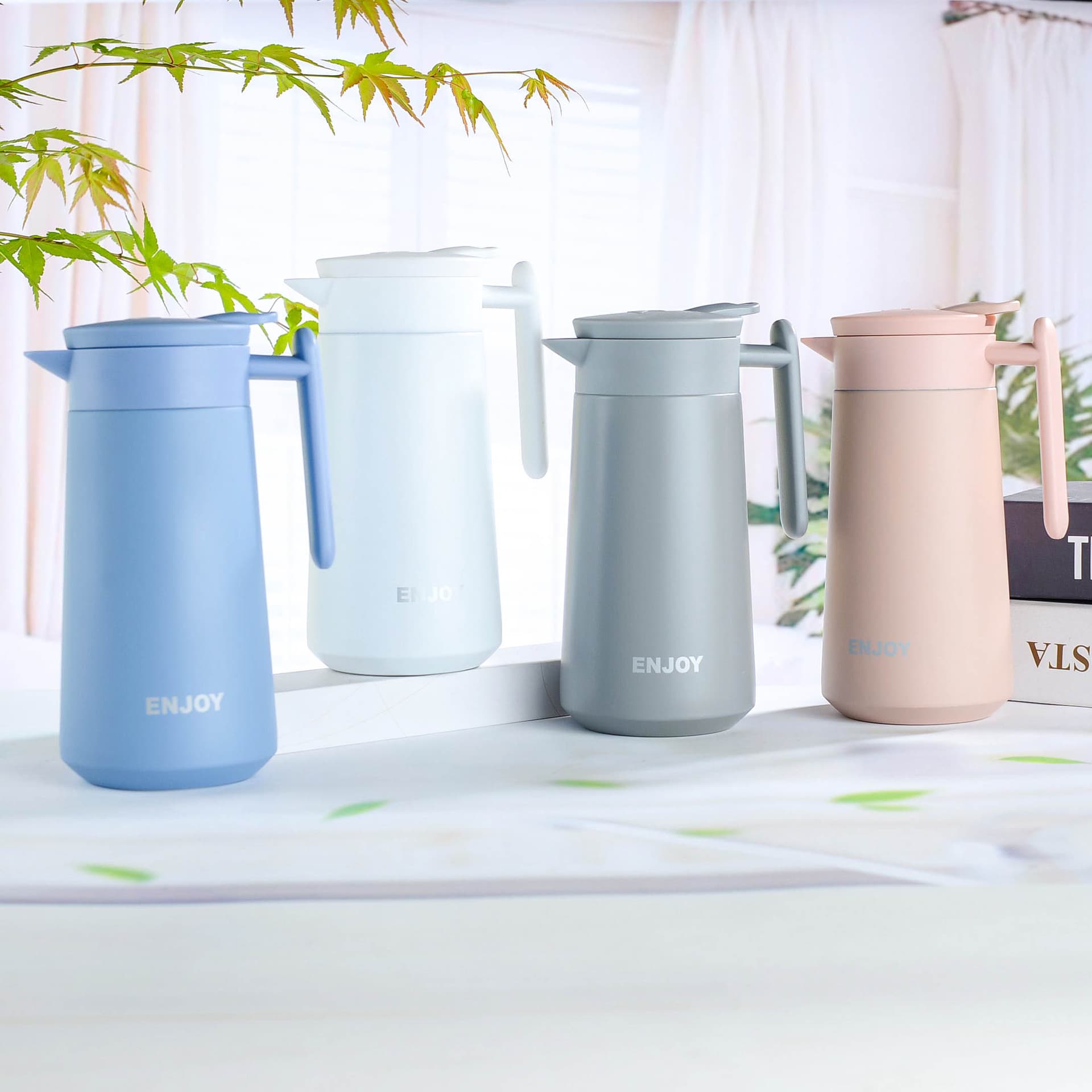 304 Stainless Steel Insulated Carafe Large Capacity Home Hot Water Bottle High Appearance Warm Bottle Nordic Style Coffee Pot