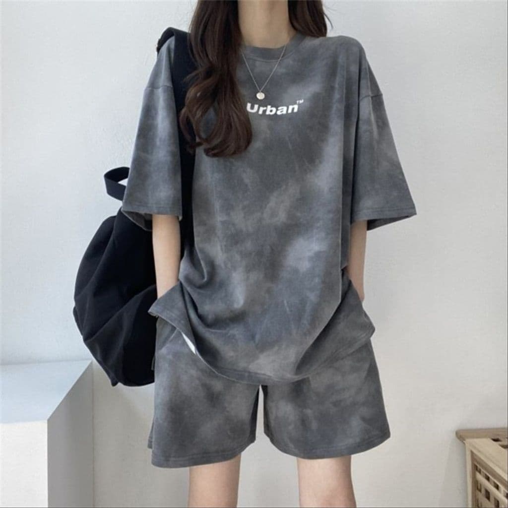 5-Color Women's Sportswear Set 2026 Summer New Thin Top and Shorts Casual Two-Piece Set Women's Wholesale