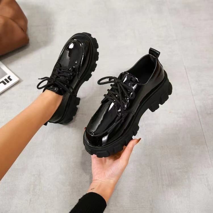 2024 Upgraded British Style Loafers for Women, Platform Chunky Heel, Round Toe Lace-Up Oxford Shoes