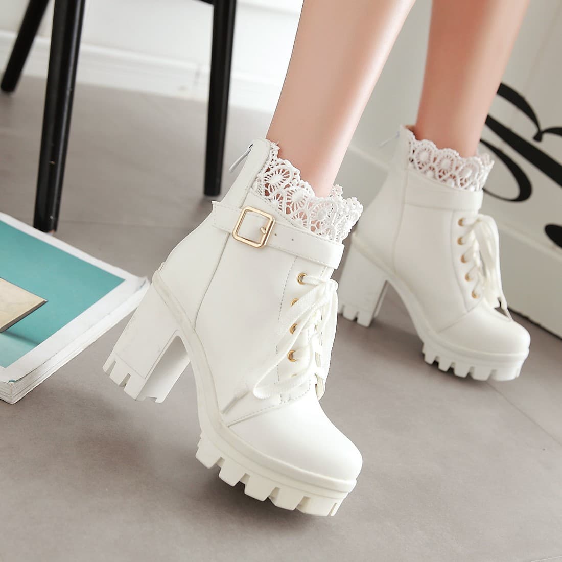 Women's White Chunky Heel High Heel Boots Fashionable European and American Winter Boots Elegant Export Short Boots