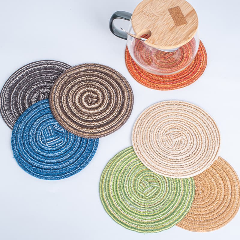 Placemats, dining table heat-insulating mats, household dish plates, pot mats, bowl mats, heat-proof tablecloth mats, factory one-piece wholesale