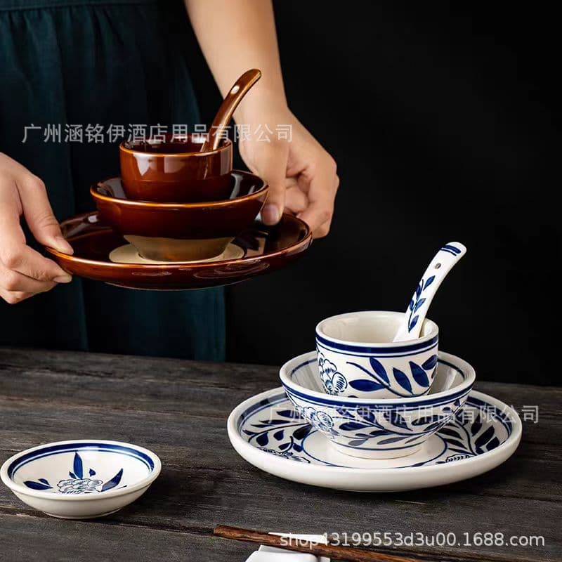Hunan cuisine northern cuisine hand-painted ceramic tableware local restaurant countertop four-piece set hot pot restaurant oil plate dining plate bowl