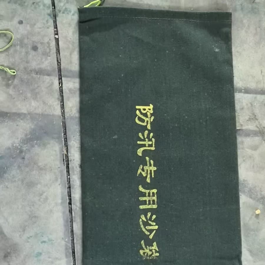 Manufacturer supply of flood control sandbags with drawstrings, 30*70 flood control-specific sandbags, thickened canvas bags