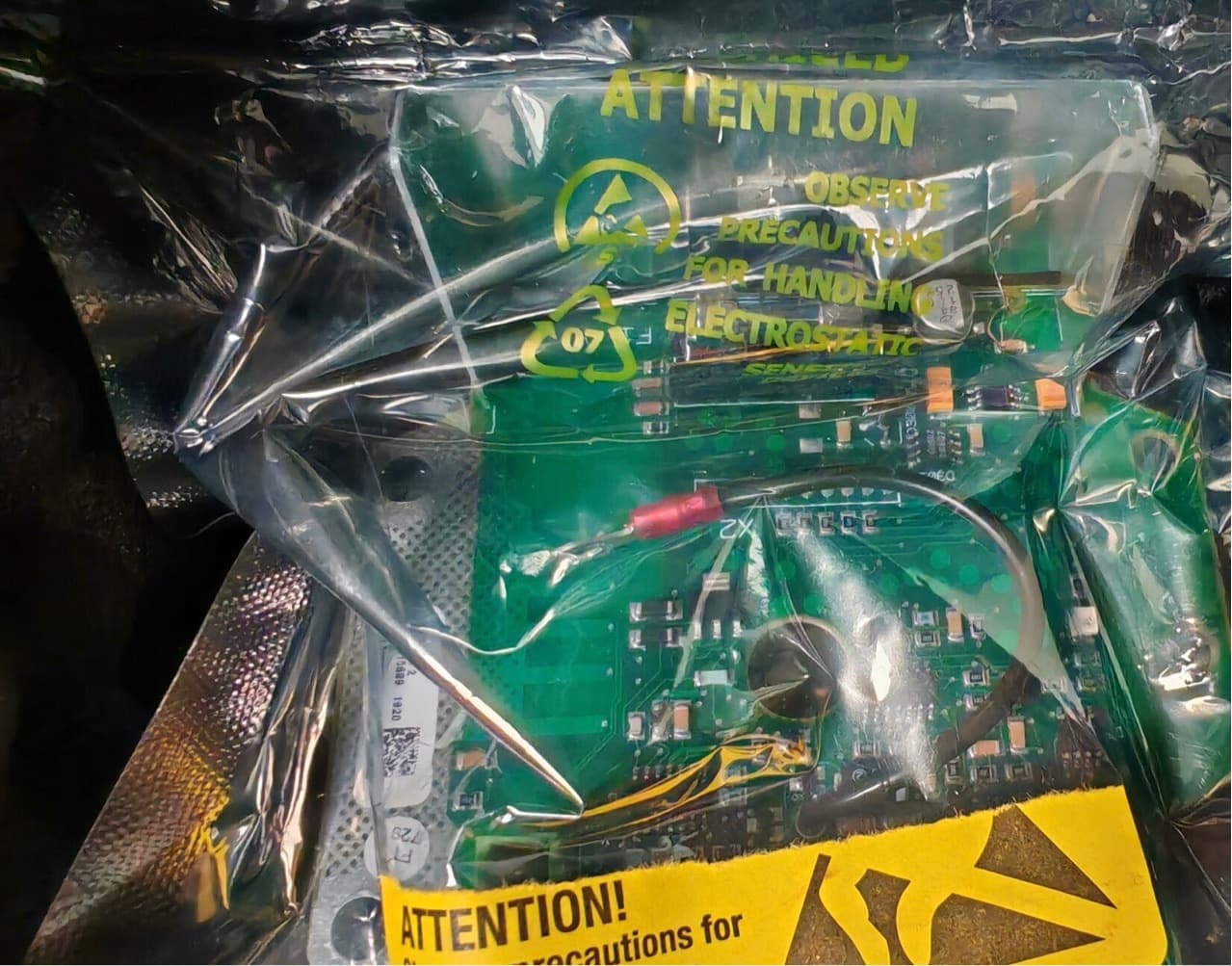 MT50 MT60 3183045474/2 Afla Laval oil separator, brand new parts, moisture sensor, price negotiable.