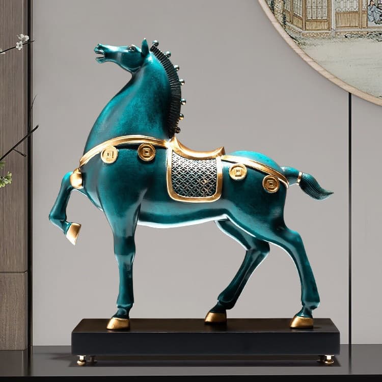 A horse figurine symbolizing success upon arrival; a modern Chinese style decoration for office, living room, TV cabinet, or wine cabinet; a housewarming or business opening gift.