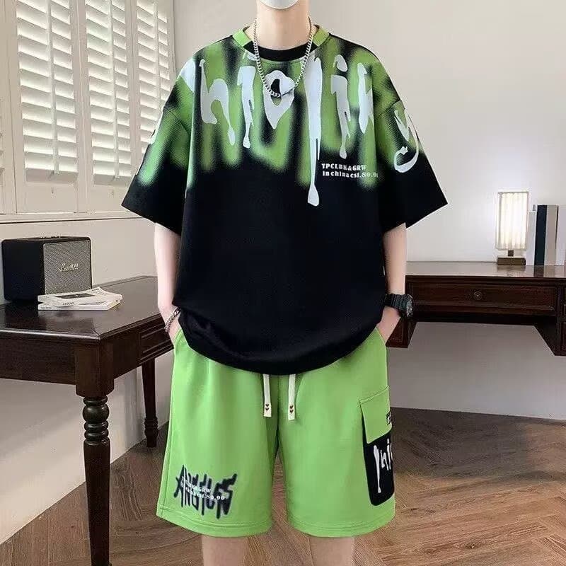 Trendy brand large size gradient suit for men and teenagers in summer, a set of handsome clothes with short-sleeved shorts and a two-piece trendy set