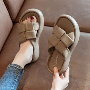 Women's Fashion Sandals for Outdoor Wear 2025 Summer New Thick Sole High Appearance Premium Feel...