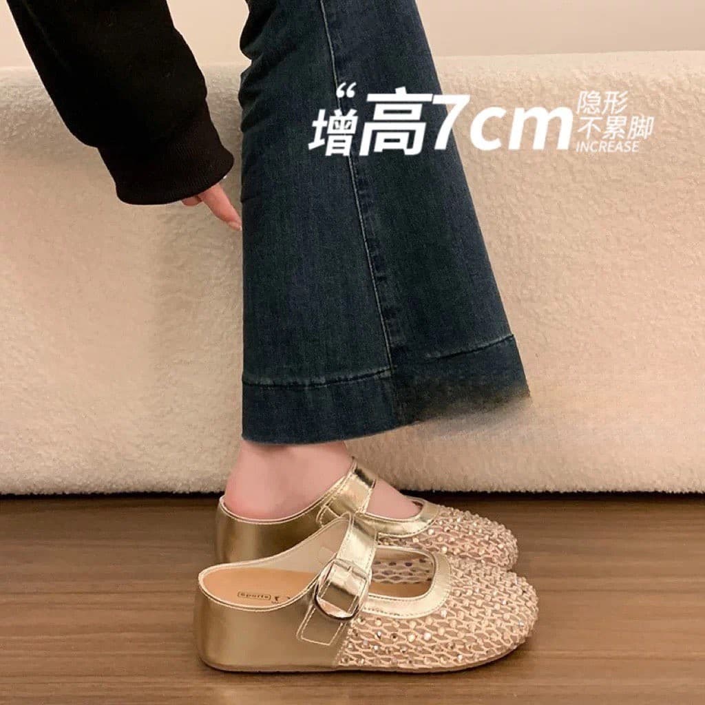 2026 New Summer Women's Mesh Breathable Semi-Slippers with Inner Height Increase, Rhinestone Thick Sole, Closed-Toe Sandals for Outdoor Wear