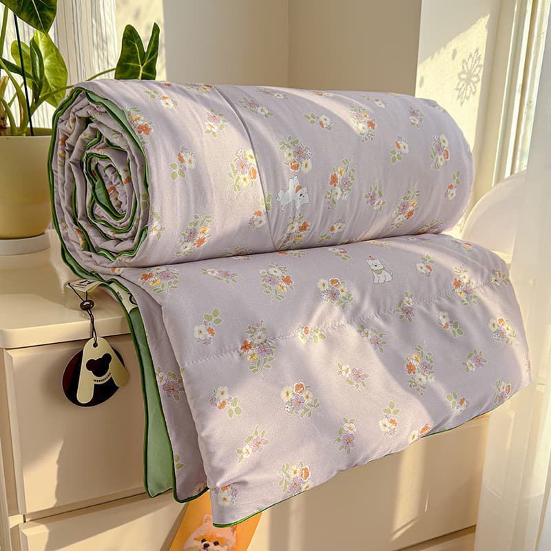 Class A Ins Water-Washed Cotton Double-Layer Gauze Soybean Fiber Summer Quilt, Machine Washable, Thin Blanket for Air Conditioning, Gift Summer Quilt