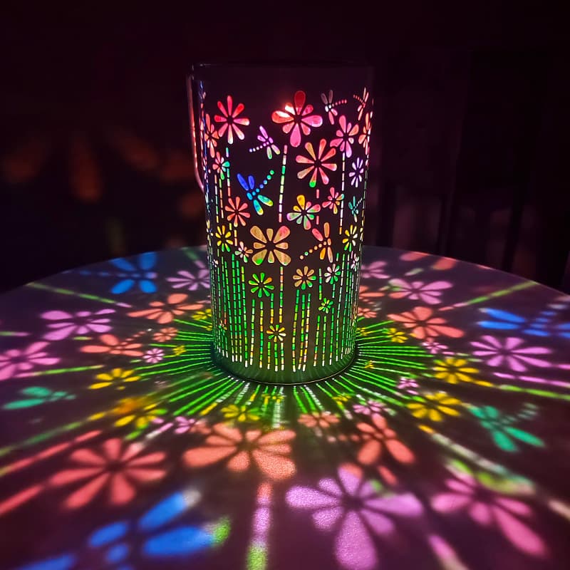 Cross-border Solar Light Iron Art Hollow Butterfly Projection Lamp Outdoor Waterproof Garden Lawn Atmosphere Color Light