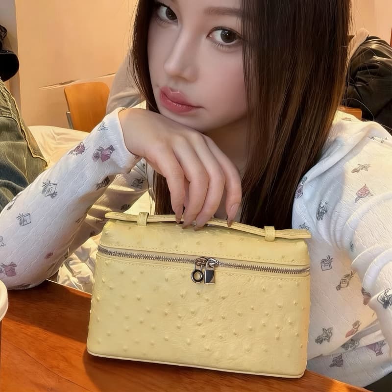 Cross-border Hot Selling 2026 New Ostrich Pattern Lunch Box Bag Premium Handheld Cosmetic Bag Women's Crossbody Phone Bag