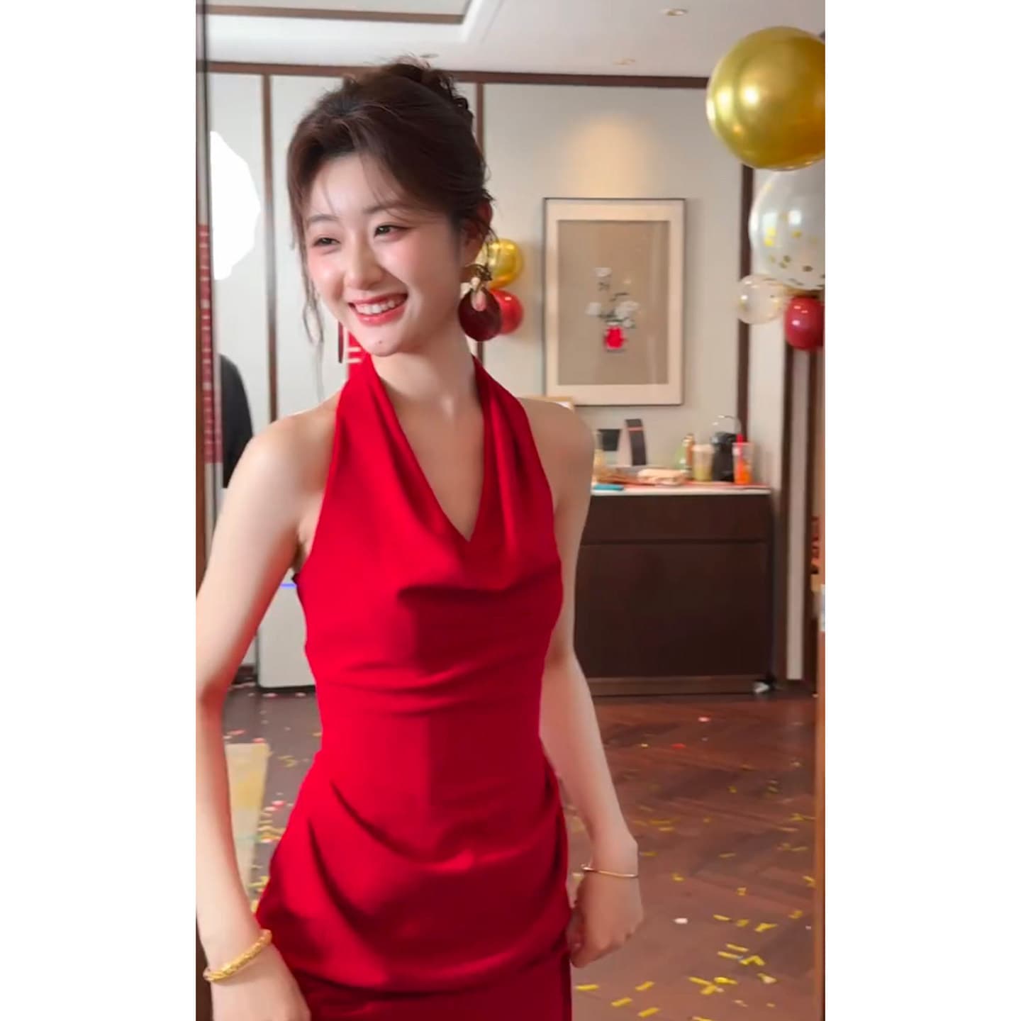 Neck-hanging Morning Robe for Women, Bride Toast Dress, Premium Light Luxury Evening Host Red Mermaid Skirt, Satin Engagement Dress