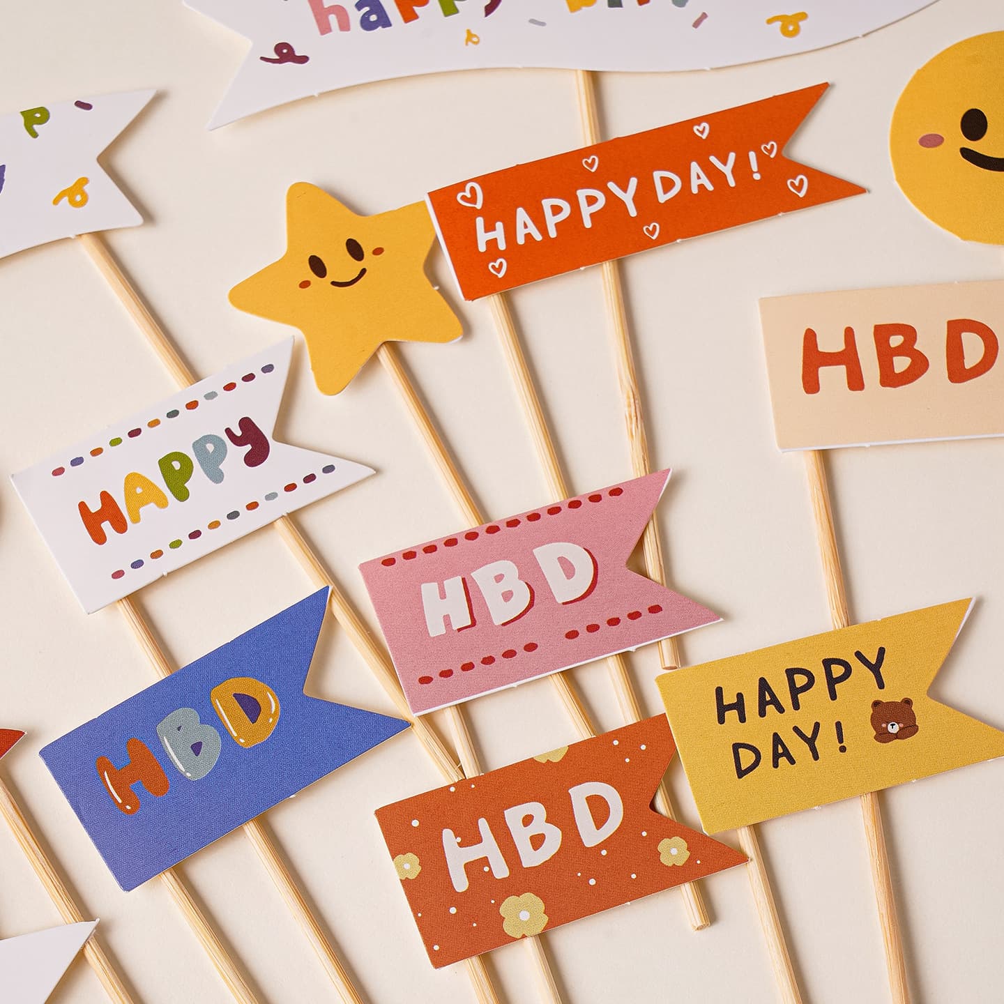 Smiley Bear Double Happiness Ins-Style Cake Decoration Colorful Birthday Cake Topper Flags Baking Cake Decor Insert