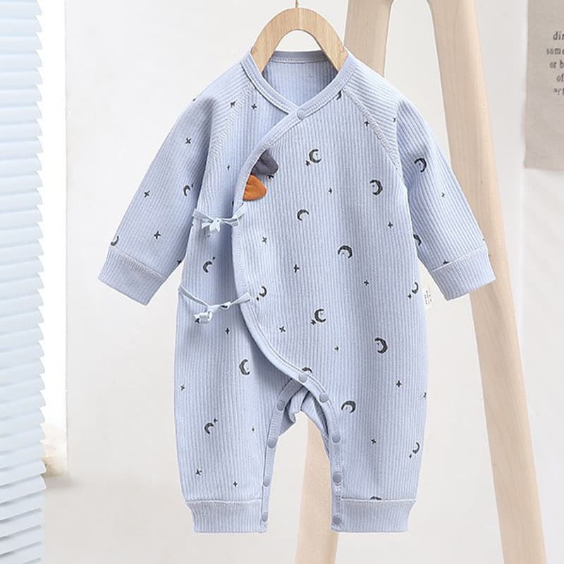 Newborn A-Class Cotton Monk Style Gown, Seamless Stitching, Belly-Protecting Bodysuit, 0-3-6 Months Baby Clothes