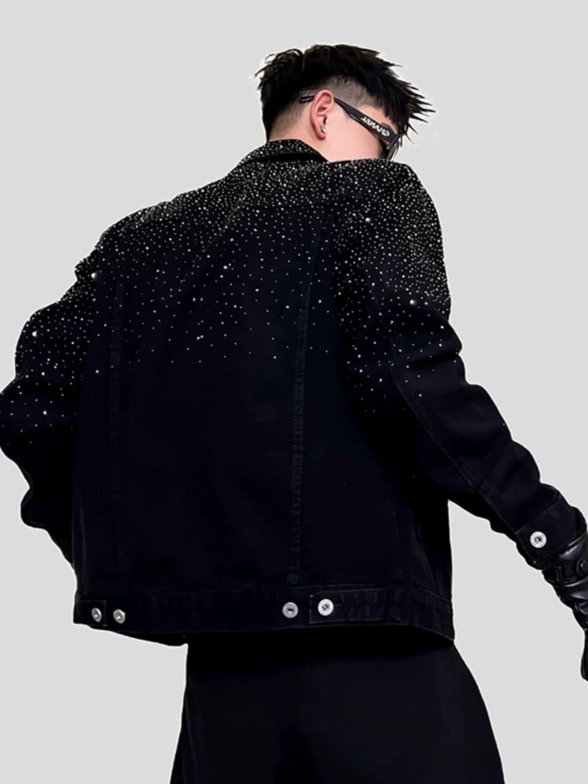 American-style cowboy jacket with high-end rugged look, heavy glitter rhinestone embellishments, luxury barber trendy brand men's top jacket