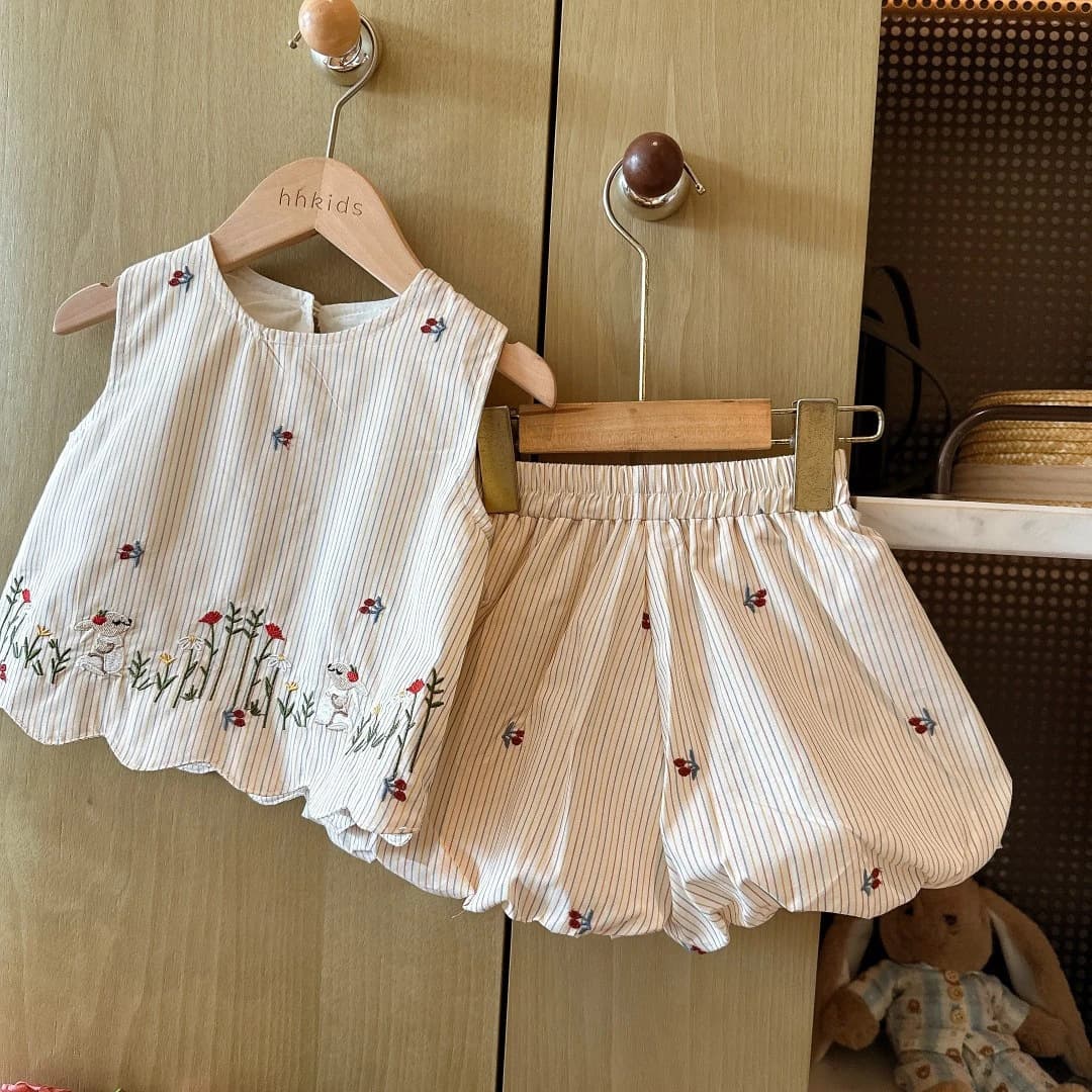 Sweet style girls summer cherry embroidered vest shorts two-piece set Korean style sleeveless top flower bud shorts set