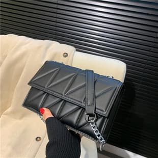 Textured Stylish Women's Handbag 2026 New Trendy Chain Small Square Bag Retro Elegant Crossbody Bag for Women