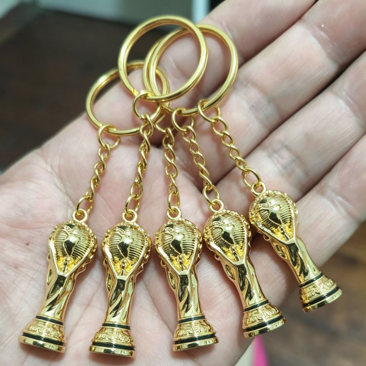 2022 Qatar World Cup Trophy Keychain Model Soccer Fans Gift Synthetic Resin Craft Modern Simple Style Keyring Collectible
