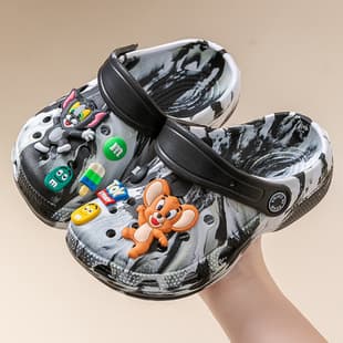 Children's Crocs Summer Indoor Soft Sole Non-Slip Cartoon Boy Closed-Toe Sandals for Toddlers and Kids