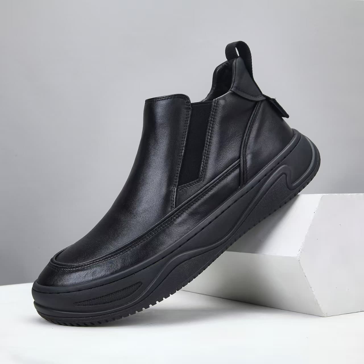 Men's 2025 Fall/Winter New Arrival Top-Layer Cowhide Soft Sole Slip-On High-Top Genuine Leather Short Boots Casual Leather Shoes