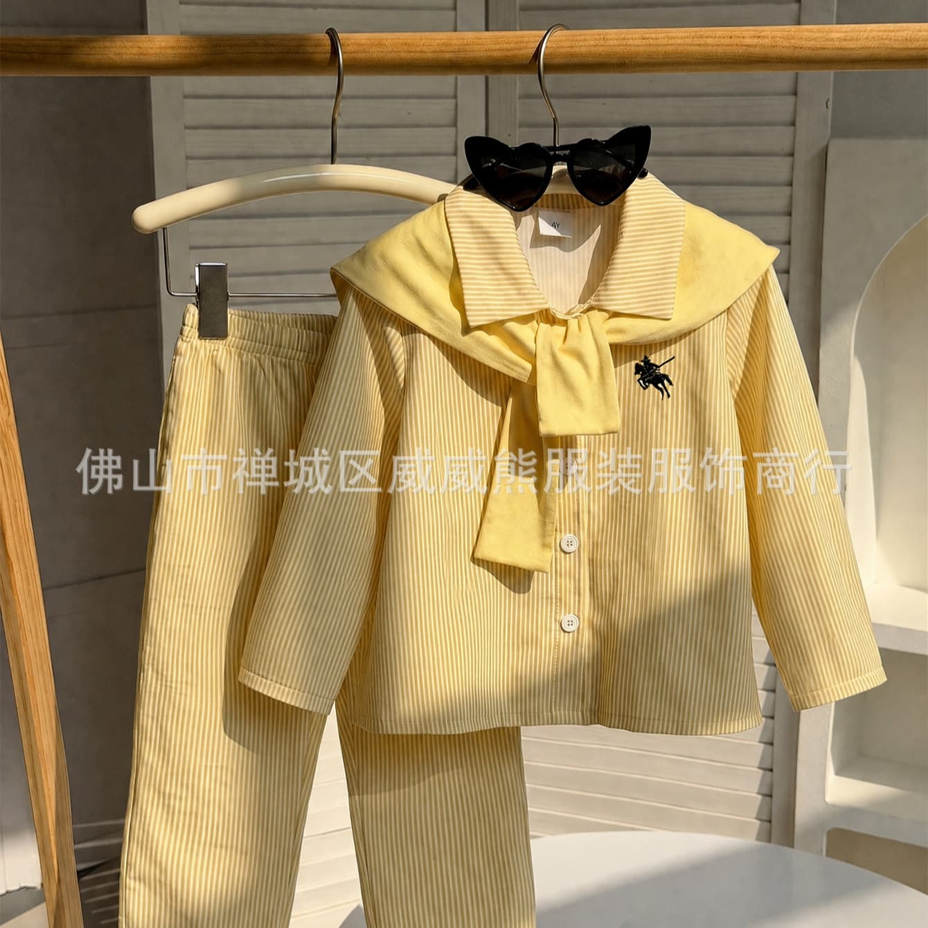 2026 Korean-style Baby Academic Striped Embroidered Tie Shirt Casual Pants Two-piece Set Amazon Source Wholesale