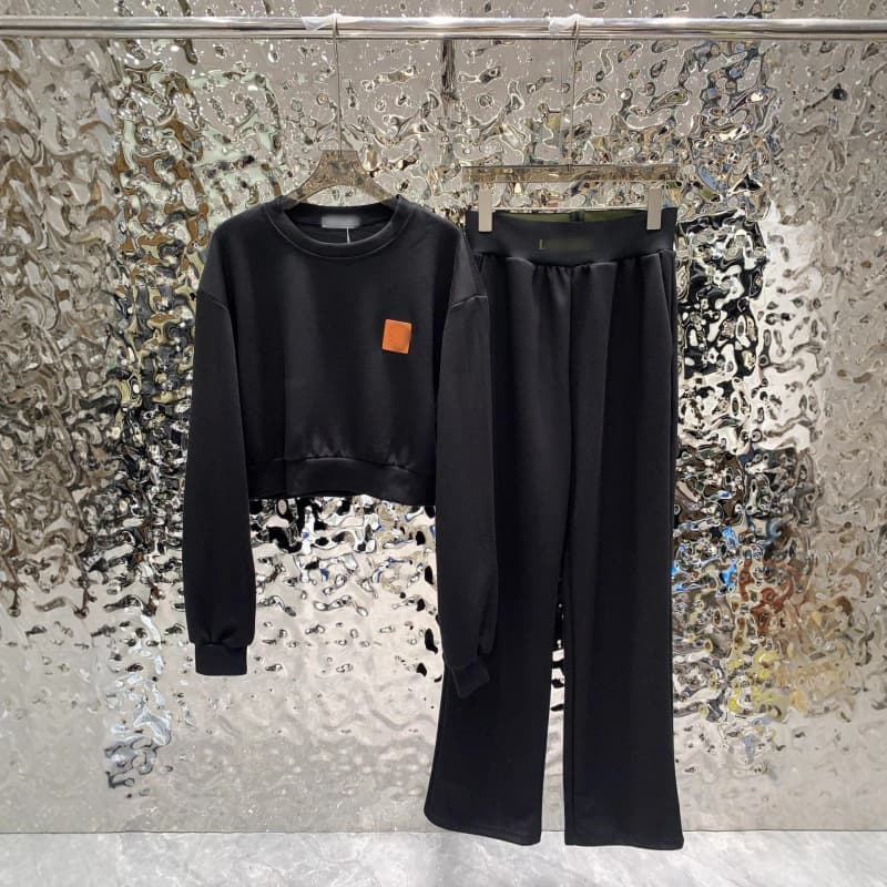 LW25 Autumn/Winter New Casual Stylish Short Hoodie + Lettering Waist-Length Pants Set