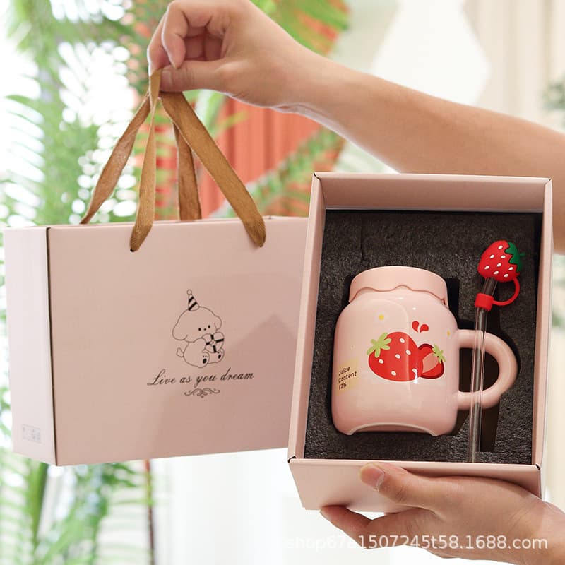High-end birthday gift ins style gift box for friends, niche high-looking ceramic cup, hot style and high-end sense