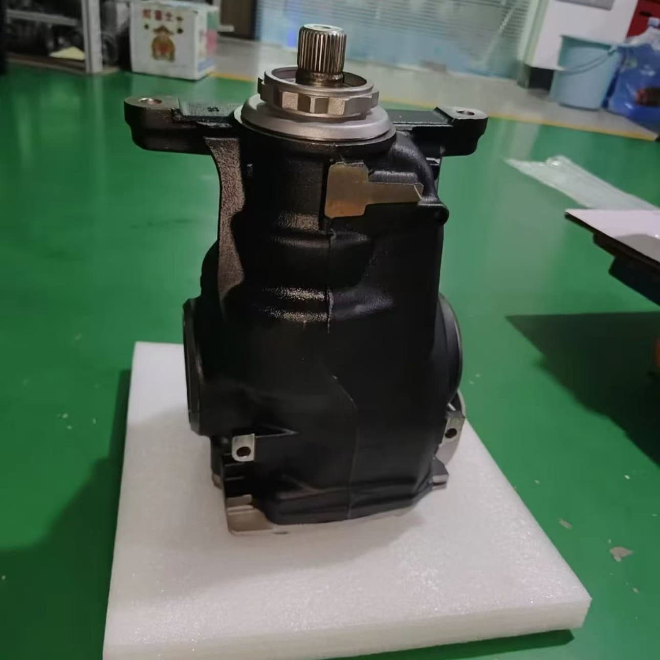 BMW X3 X4 X5 X6 F15 F16 F25 F26 Rear Four-Wheel Drive Differential 33107636992 33107636